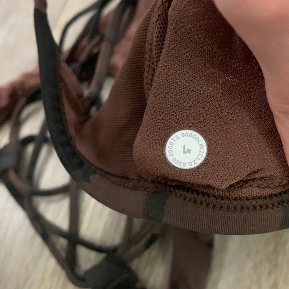 Lululemon size for brown camo sports bra - Picture 7 of 7
